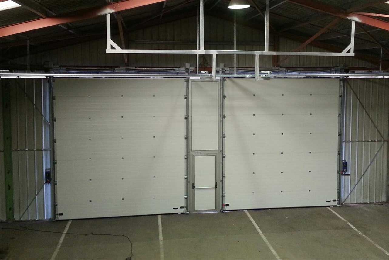 porte-sectionnelle-industrielle-levante-lisse-gris-anthracite-7016-4m-pv2