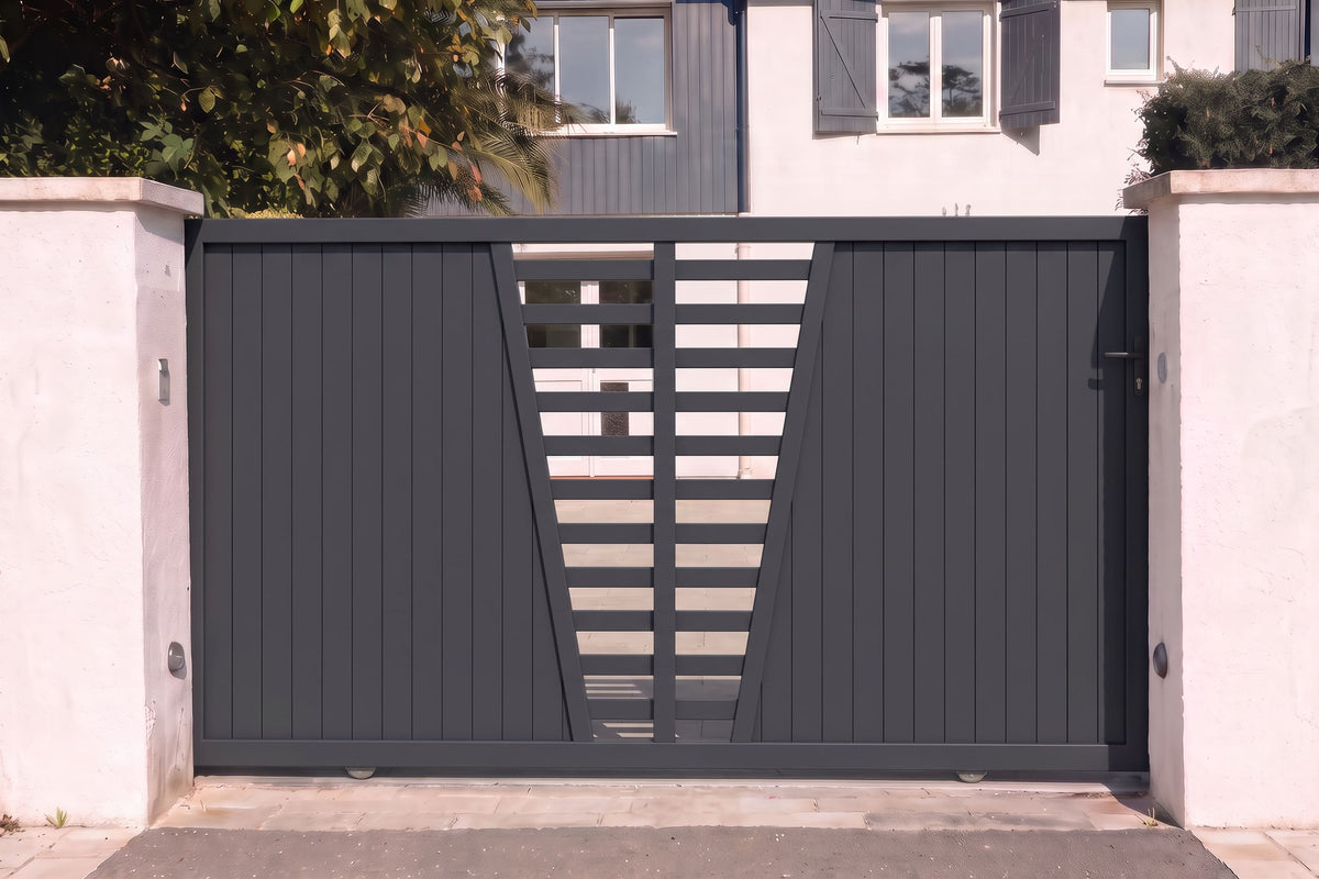 Portail coulissant avec décoration droite gris anthracite