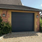 porte-sectionnelle-garage-levante-woodgrain-gris-anthracite-7016-pv1